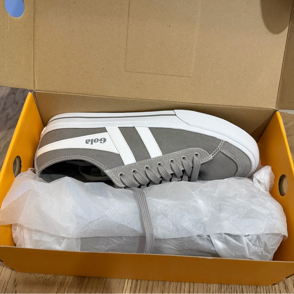 Gola Women’s Gray Canvas Sneakers View 2